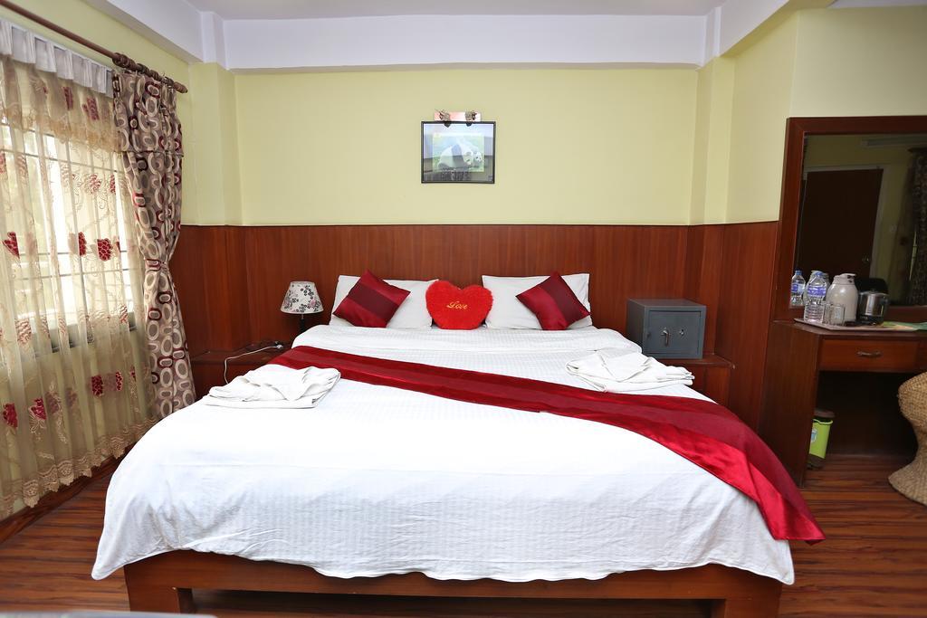 New Hotel Panda Kathmandu Bagian luar foto